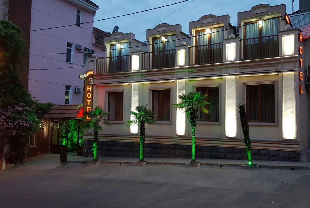 Danisimo Hotel Tbilisi Exteriör bild