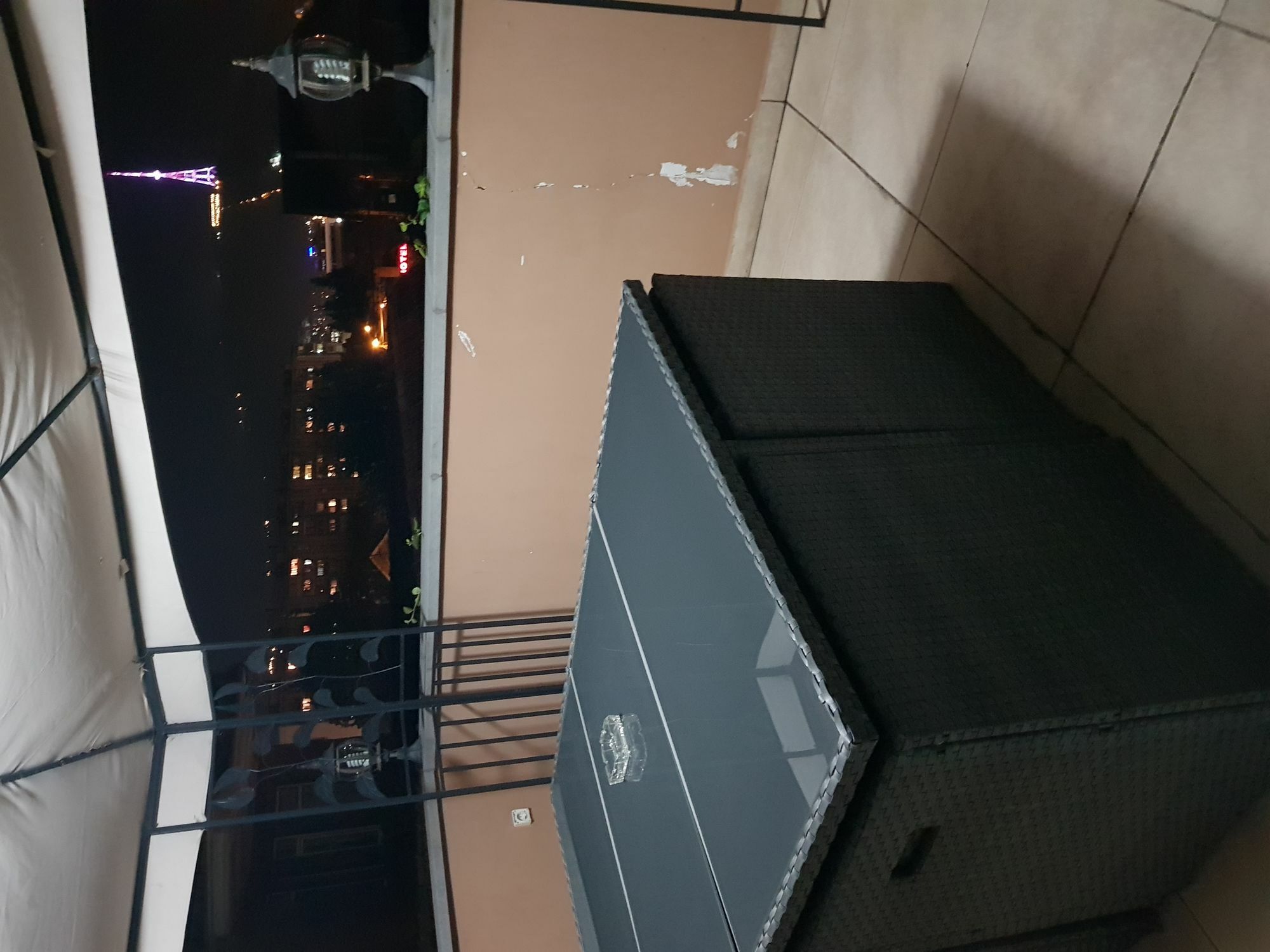 Danisimo Hotel Tbilisi Exteriör bild